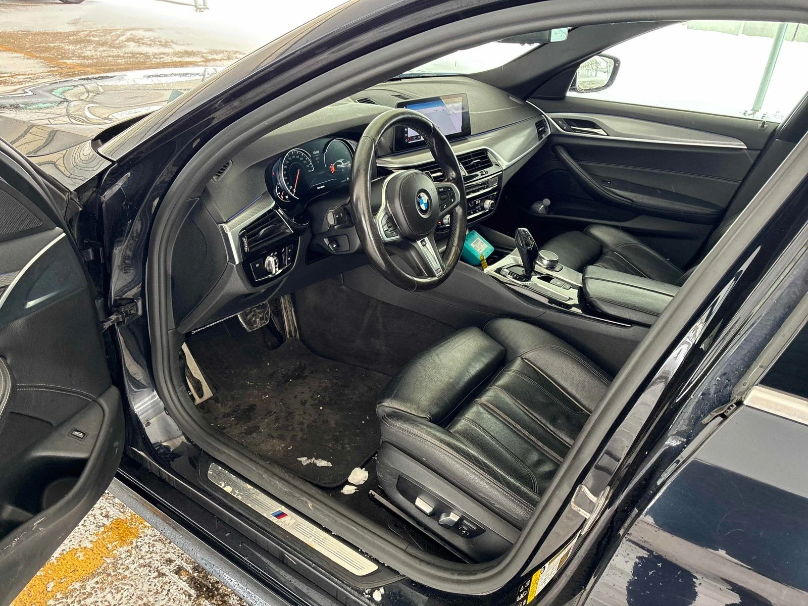 BMW 530 С РЕГИСТРАЦИЯ & АВТО КРЕДИТ, снимка 7 - Автомобили и джипове - 53915877