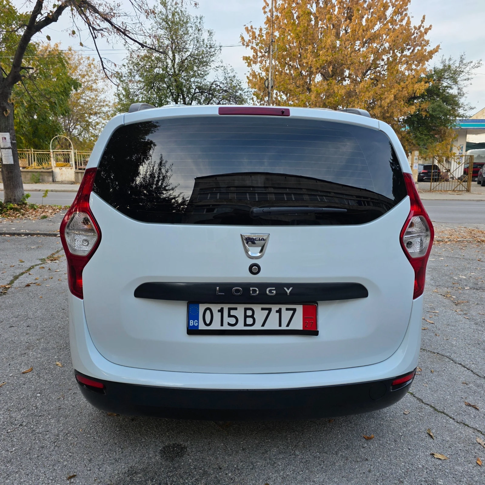 Dacia Lodgy 1.5DCI, снимка 5 - Автомобили и джипове - 53967618