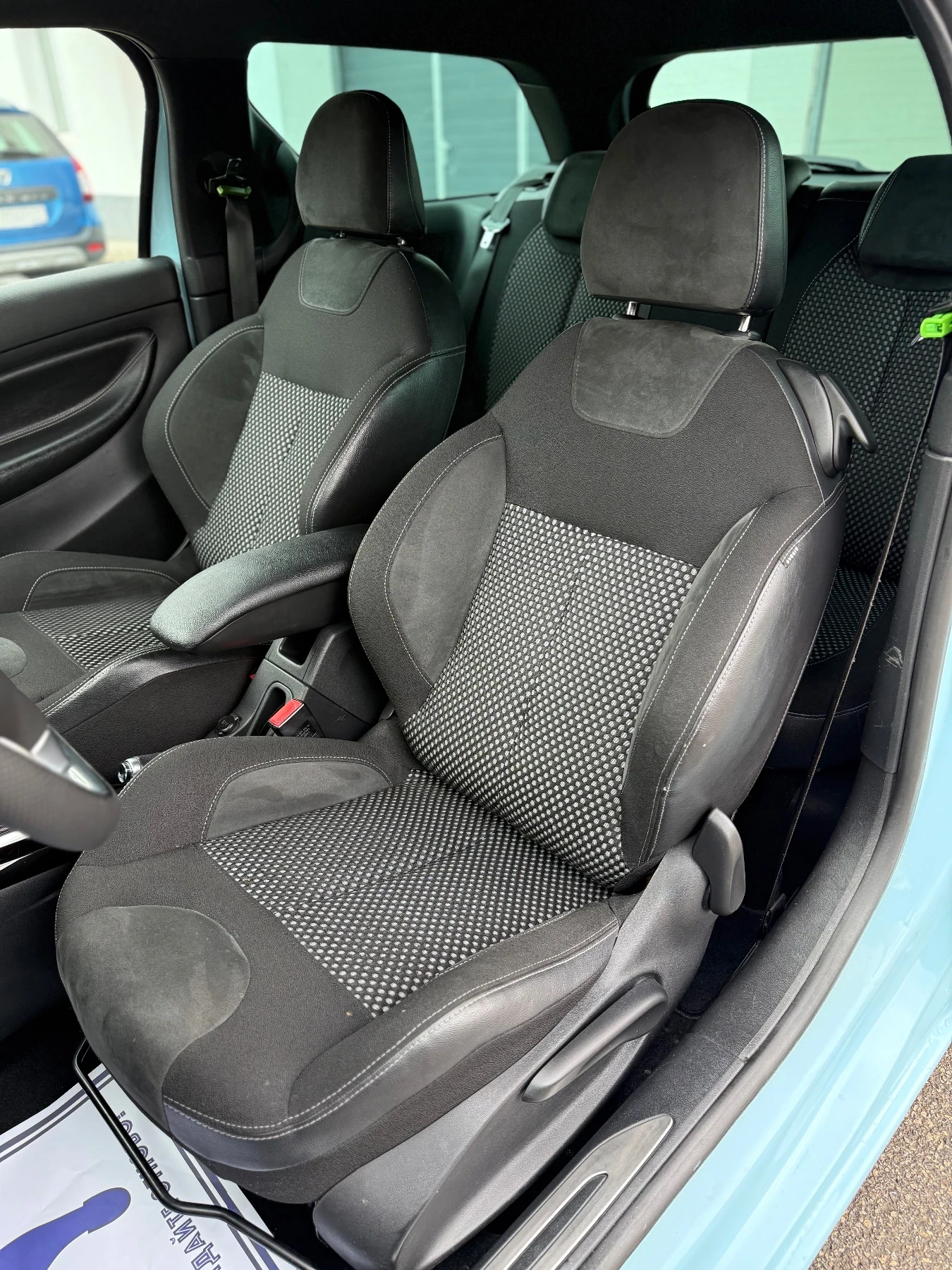 Citroen DS3 1.6hdi 112к.с , снимка 14 - Автомобили и джипове - 54088439