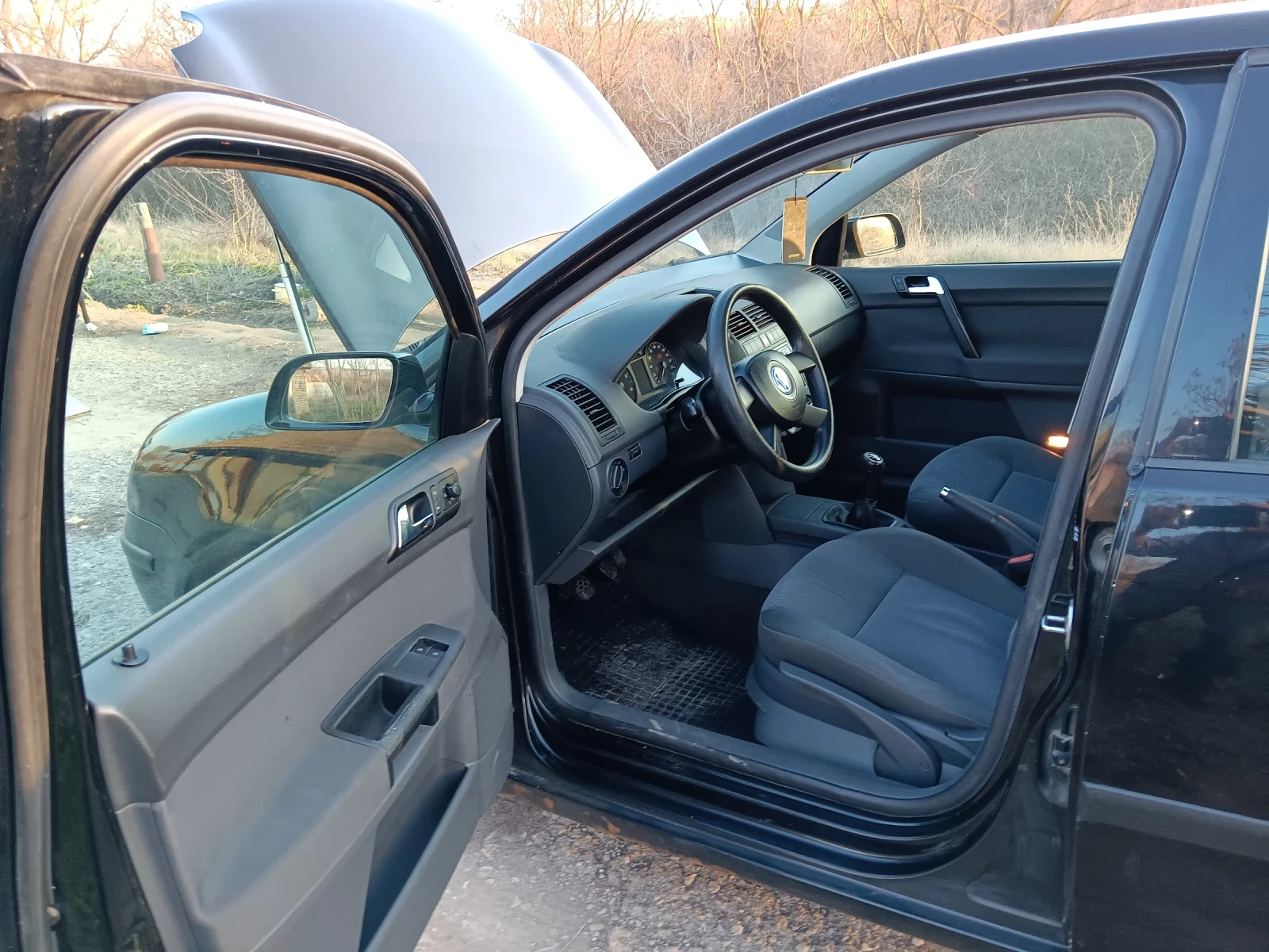 VW Polo 1.4- 16v, снимка 2 - Автомобили и джипове - 54240234