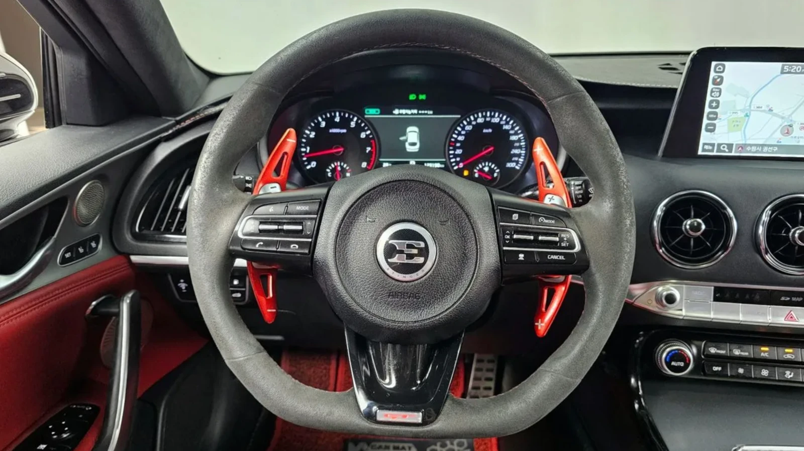 Kia Stinger 3.3 GT / ПАНОРАМА / 360 КАМЕРИ / ОБДУХВАНЕ / FULL!, снимка 9 - Автомобили и джипове - 54753849