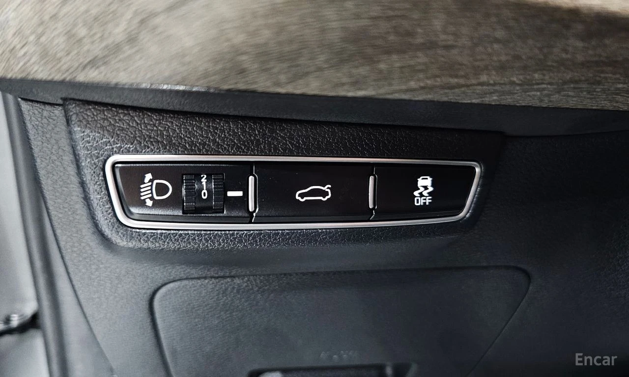 Kia K8 3.5* LPG* ПОДГРЕВ* 360КАМЕРА* LANE* ASSIST* , снимка 13 - Автомобили и джипове - 54822475