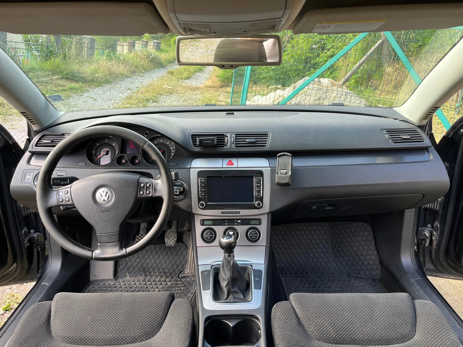VW Passat 2.0 TDI, снимка 8 - Автомобили и джипове - 54936941