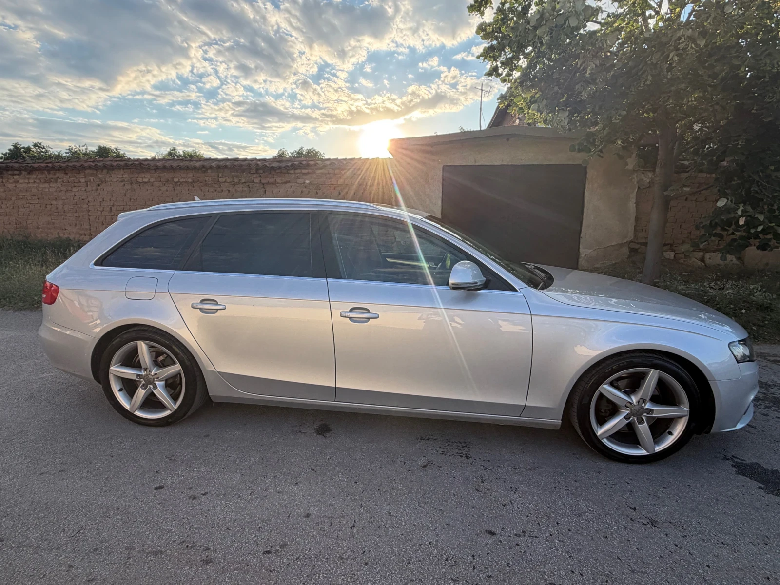 Audi A4, снимка 2 - Автомобили и джипове - 55166301