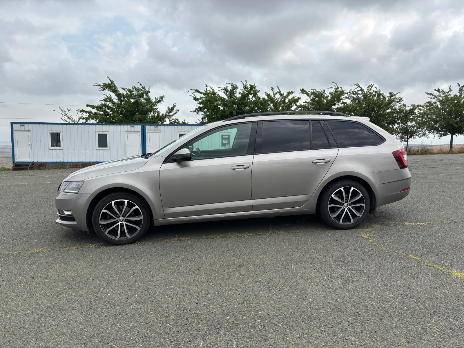 Skoda Octavia 2.0 TDI DSG 150 к.с., снимка 6 - Автомобили и джипове - 55392674