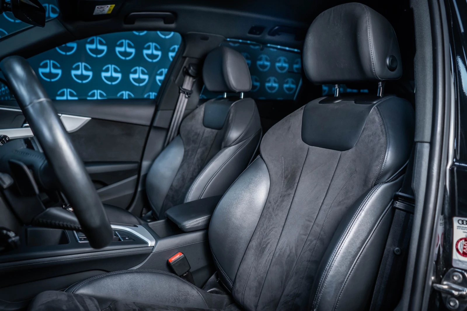 Audi A4 2.0 TDI S-line Matrix Digital Display, снимка 14 - Автомобили и джипове - 55442460