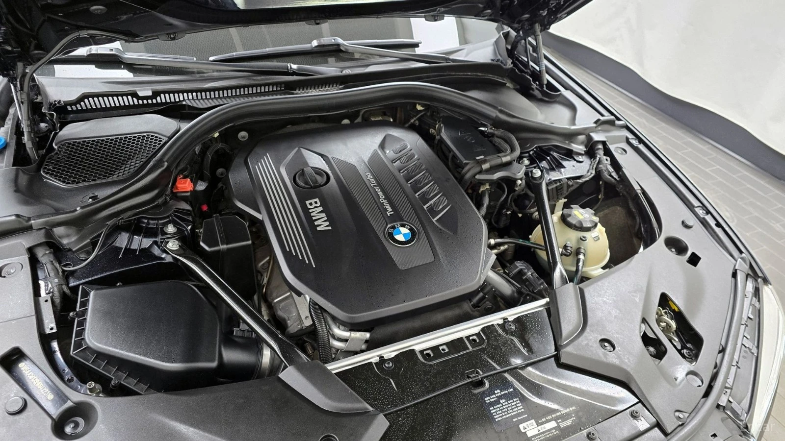 BMW 530 M* 360 КАМЕРА* ОБДУХВАНЕ* ПОДГРЕВ* HEADUP* ПАМЕТ, снимка 6 - Автомобили и джипове - 55478109