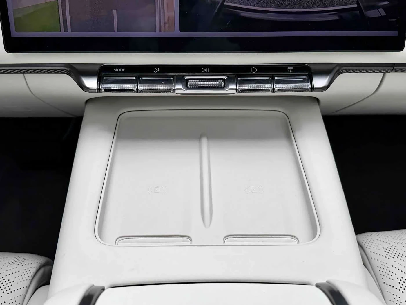 Zeekr 7X Intelligent Driving 75KW autogeorge.com, снимка 13 - Автомобили и джипове - 55689217