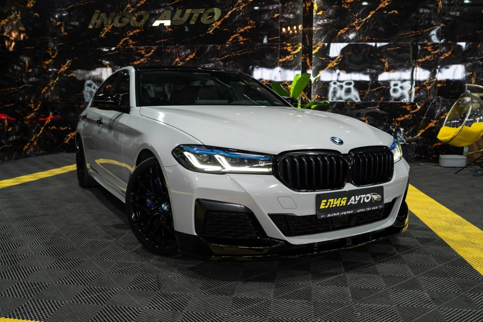 BMW 540 D FACELIFT M SPORT LED H&K ЛИЗИНГ 100%, снимка 4 - Автомобили и джипове - 56249075