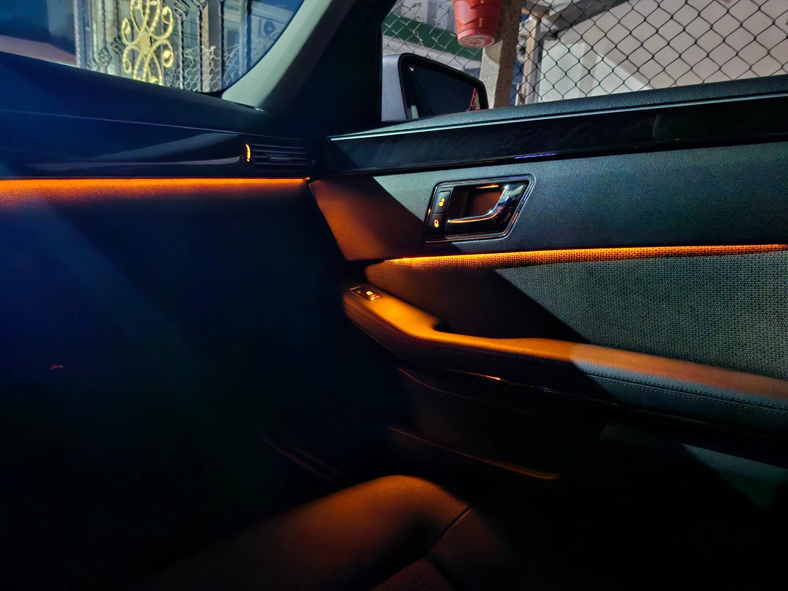 Mercedes-Benz E 350 E350cdi 4 matic, снимка 16 - Автомобили и джипове - 56309518