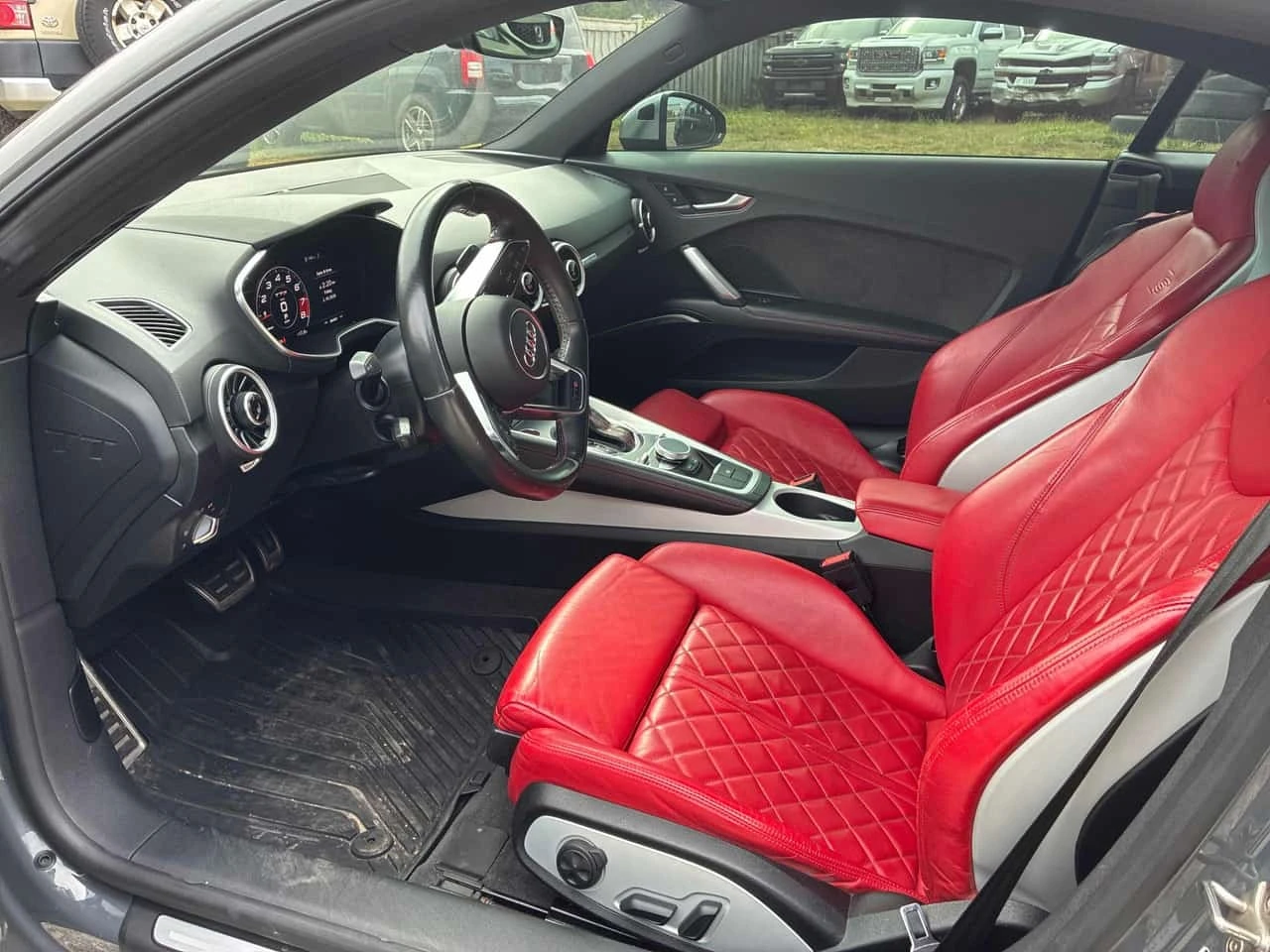 Audi Tt S * 2.0T * CARFAX * ����� �� ����������� *  | Mobile.bg � ����������� 5