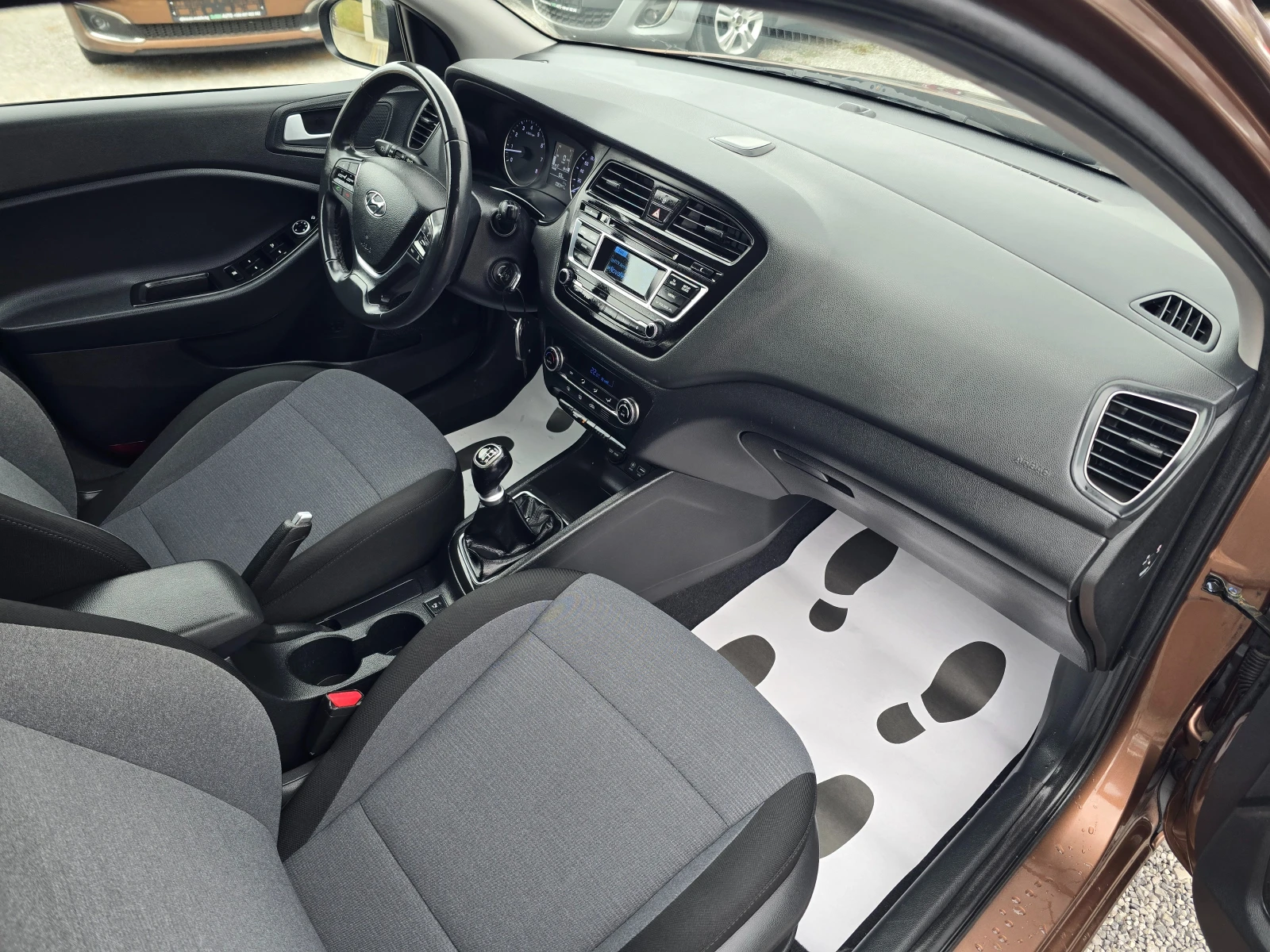 Hyundai I20 1.2i-85k.c-EURO-6-KLIMATRONIC | Mobile.bg � ����������� 11