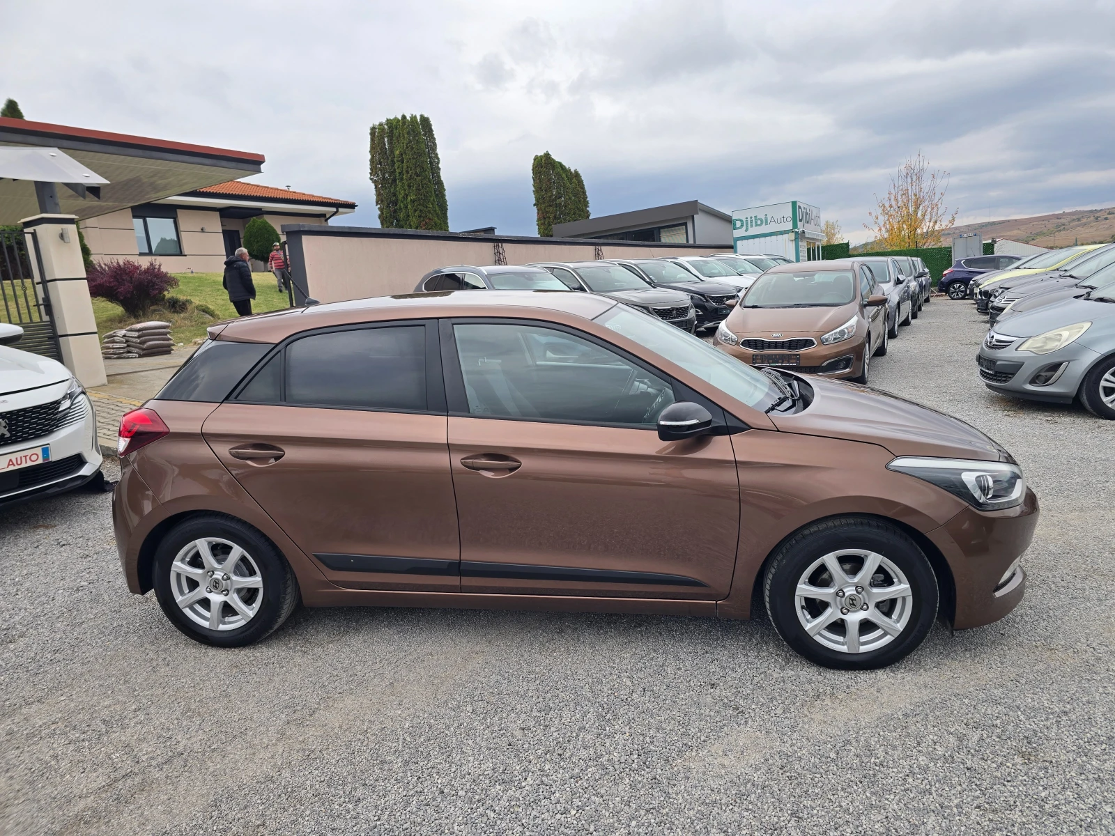 Hyundai I20 1.2i-85k.c-EURO-6-KLIMATRONIC | Mobile.bg � ����������� 4
