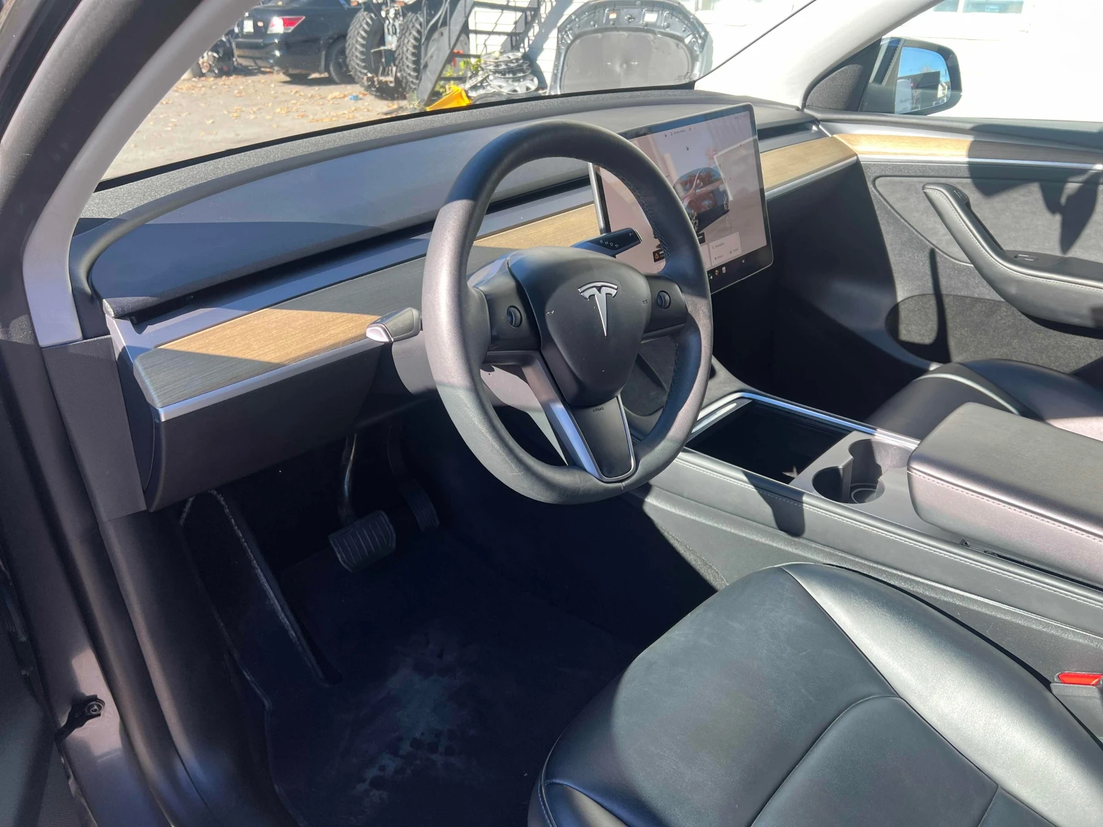 Tesla Model Y, снимка 5 - Автомобили и джипове - 56588128