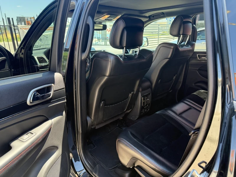 Jeep Grand cherokee 5.7 Trailhawk, снимка 12 - Автомобили и джипове - 46171424