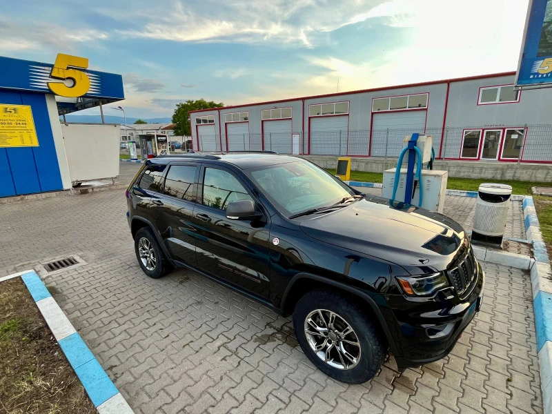 Jeep Grand cherokee 5.7 Trailhawk, снимка 3 - Автомобили и джипове - 46171424