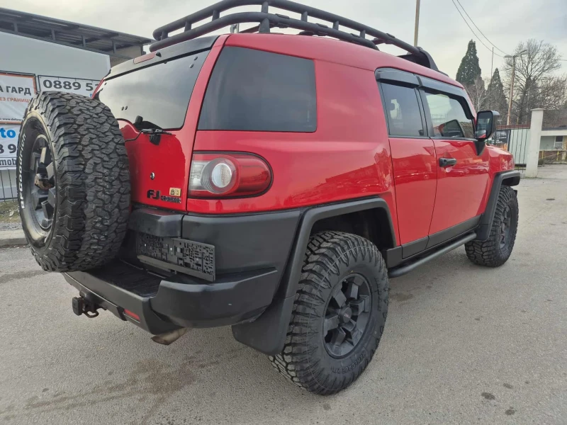 Toyota Fj cruiser Trail Teams Special Edition 4х4, снимка 6 - Автомобили и джипове - 52632304