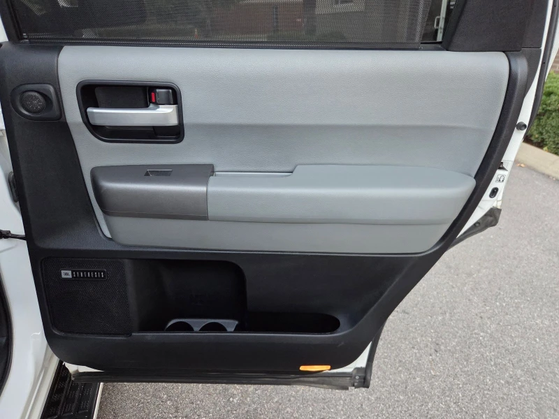 Toyota Sequoia, снимка 13 - Автомобили и джипове - 53029135