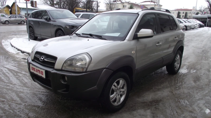 Hyundai Tucson 2.0.d.140.k.c.6.speed.КОЖА., снимка 7 - Автомобили и джипове - 53094539