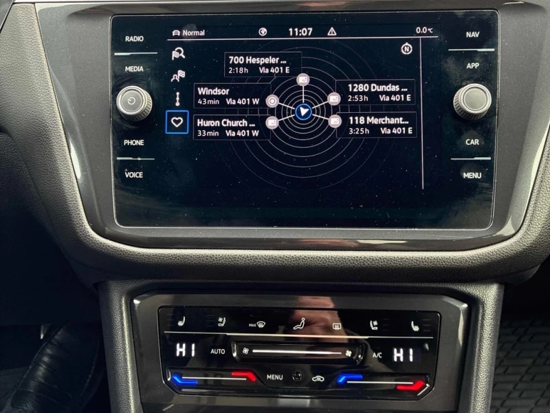 VW Tiguan * Highline R Line * CARFAX * БЕЗ ПЪРВОНАЧАЛНА ВНОС, снимка 9 - Автомобили и джипове - 53182007