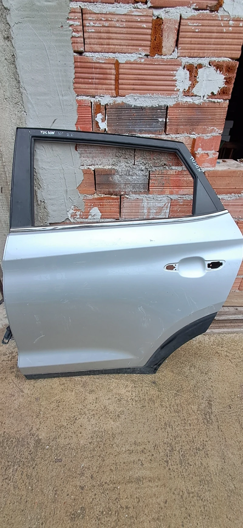 Hyundai Tucson, снимка 3 - Автомобили и джипове - 53448094