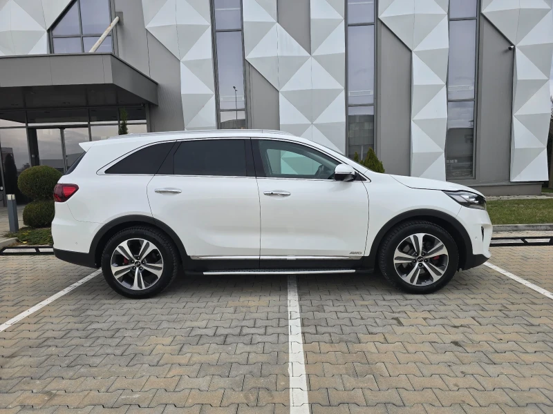 Kia Sorento 2.2CRDI AWD.GT Line.Facelift.FULL.91000км!, снимка 4 - Автомобили и джипове - 53573634