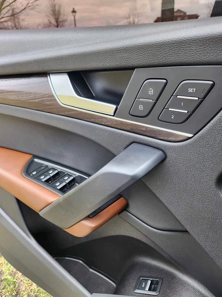 Audi Q5 * PROGRESSIVE* * S-LINE* * АвтоКредит* (ЦЕНА ДО БГ - изображение 9