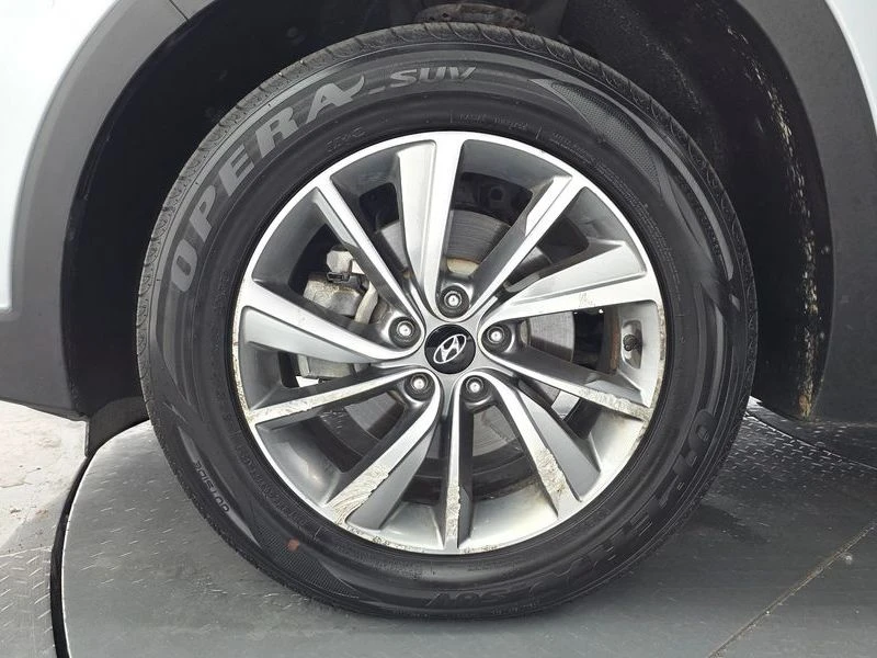 Hyundai Santa fe Diesel 2.0 2WD| 199к.с.| ВКЛ.ТЕХНОТЕСТ, снимка 5 - Автомобили и джипове - 55440925