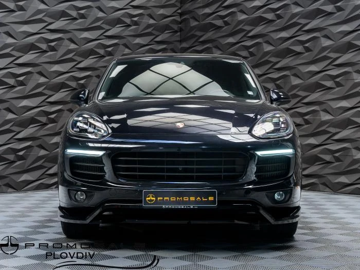 Porsche Cayenne PANO* AIR* MEMORY* V6* LED* ПОДГРЕВ* , снимка 2 - Автомобили и джипове - 56079161