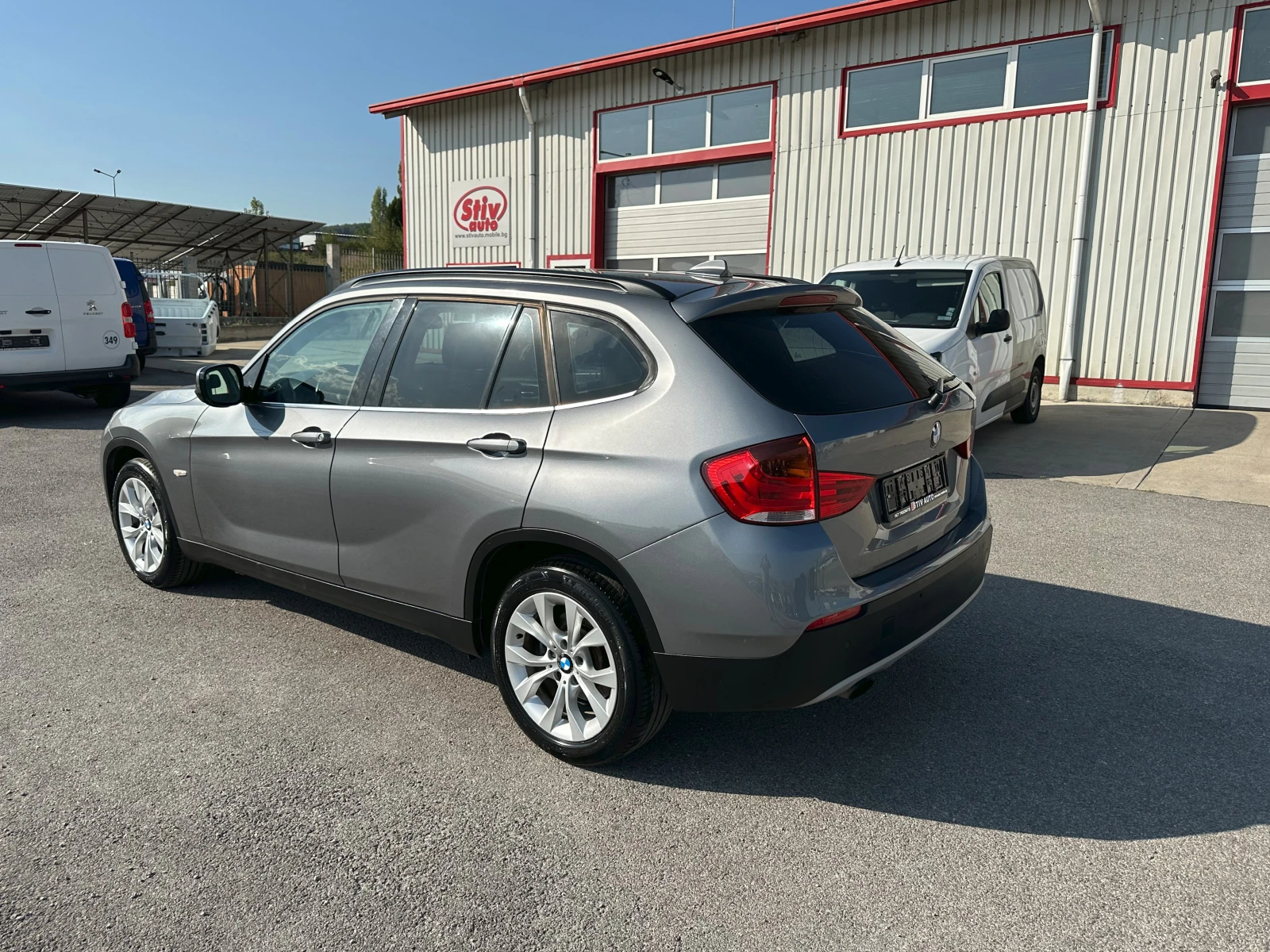 BMW X1 2.0i Navi - изображение 4