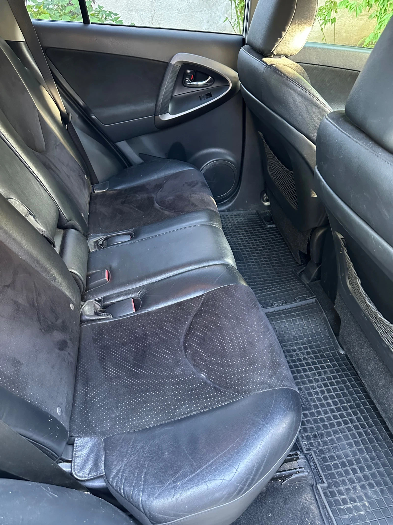 Toyota Rav4  - изображение 9