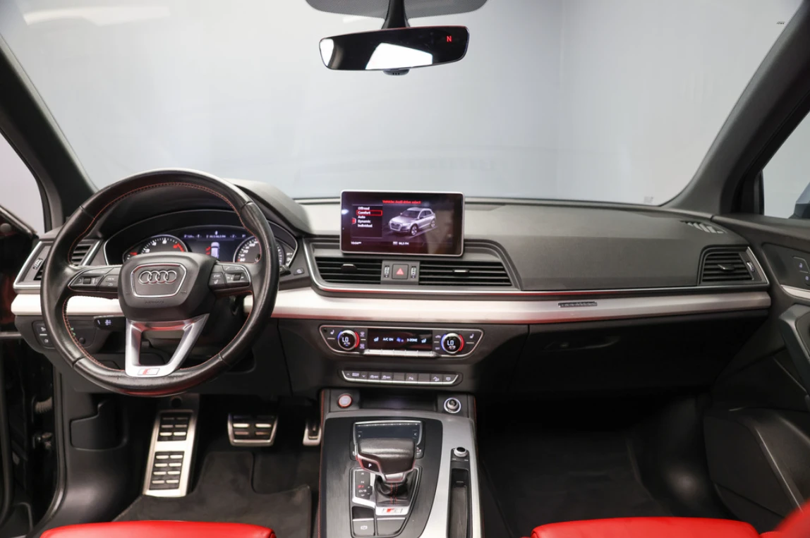 Audi SQ5 КАМЕРИ* ПОДГРЕВ* KEYLESS* PANO - изображение 8