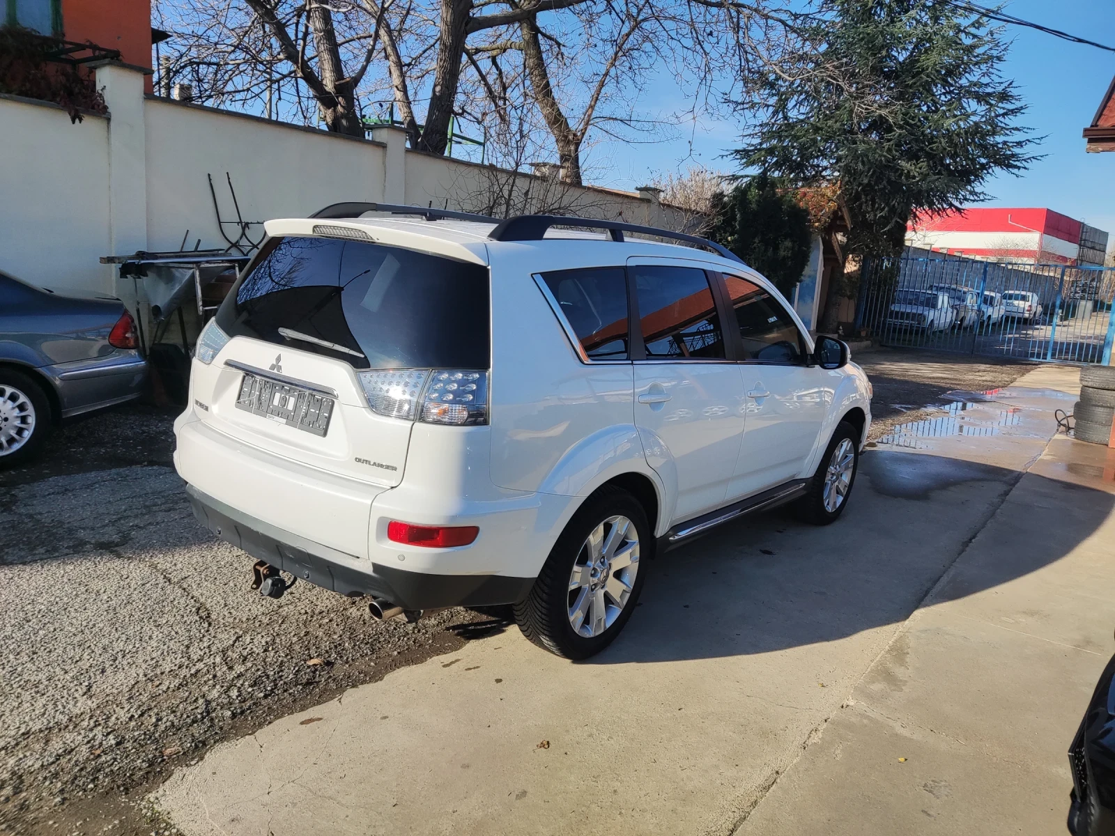 Mitsubishi Outlander 2.0 MIVEC - изображение 3