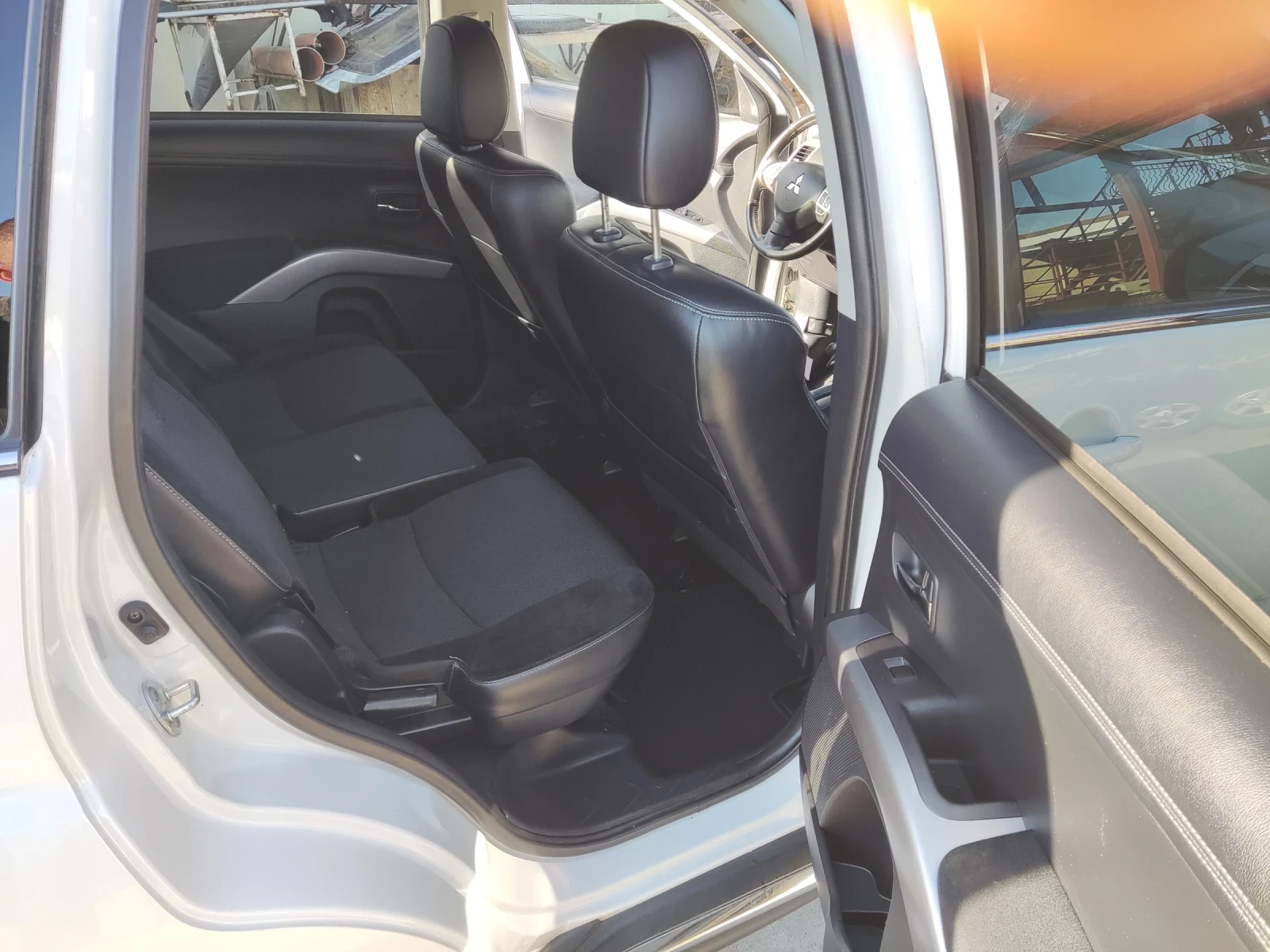 Mitsubishi Outlander 2.0 MIVEC - изображение 8