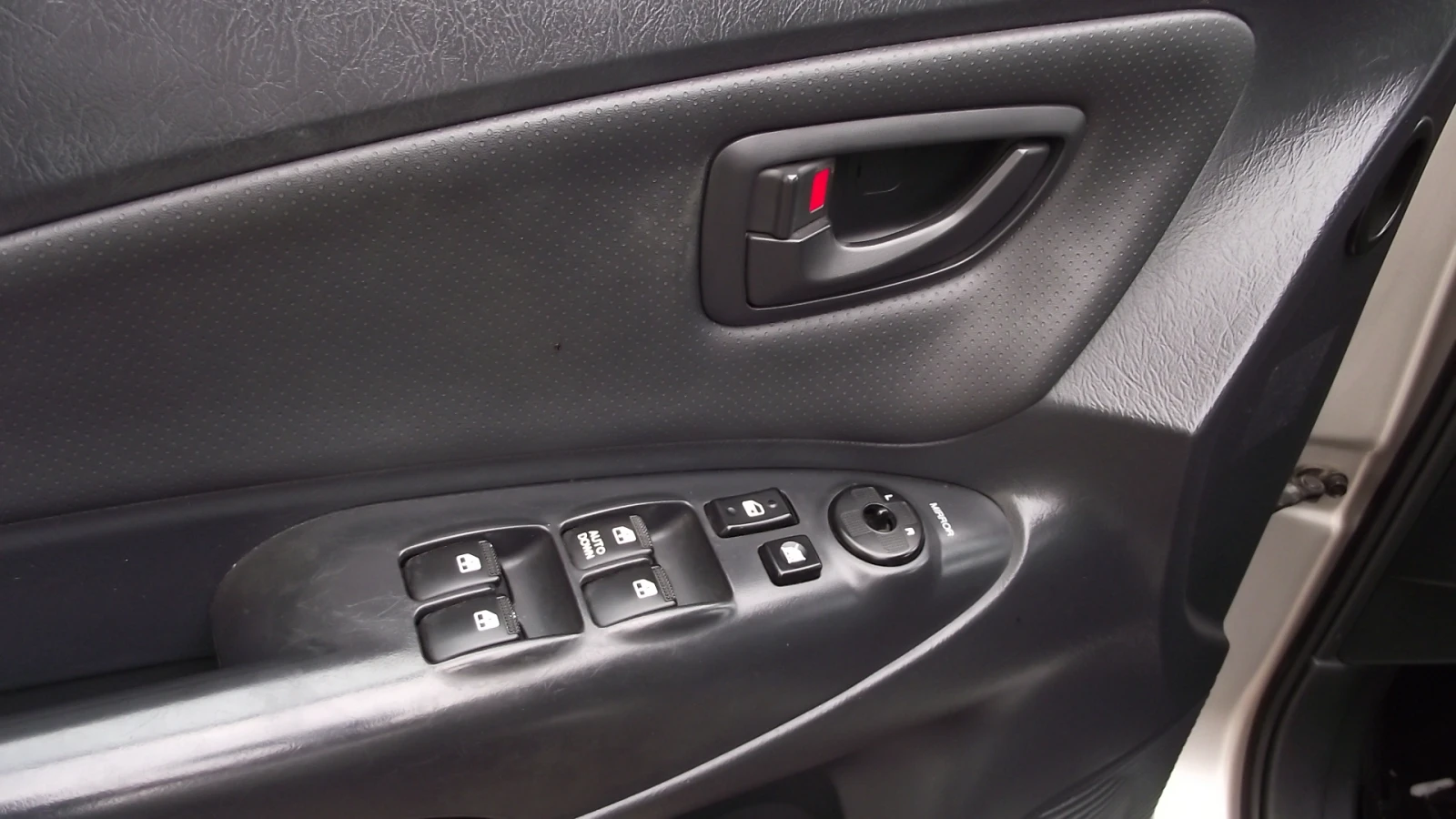 Hyundai Tucson 2.0.d.140.k.c.6.speed.����. | Mobile.bg � ����������� 12