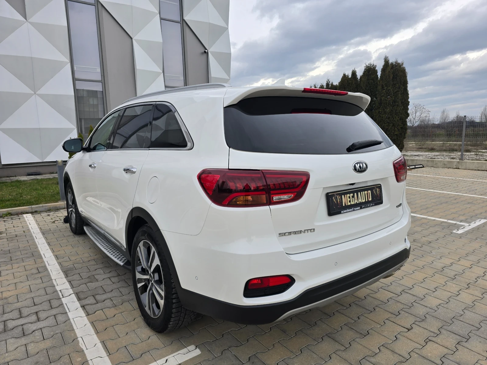 Kia Sorento 2.2CRDI AWD.GT Line.Facelift.FULL.91000��! | Mobile.bg � ����������� 7