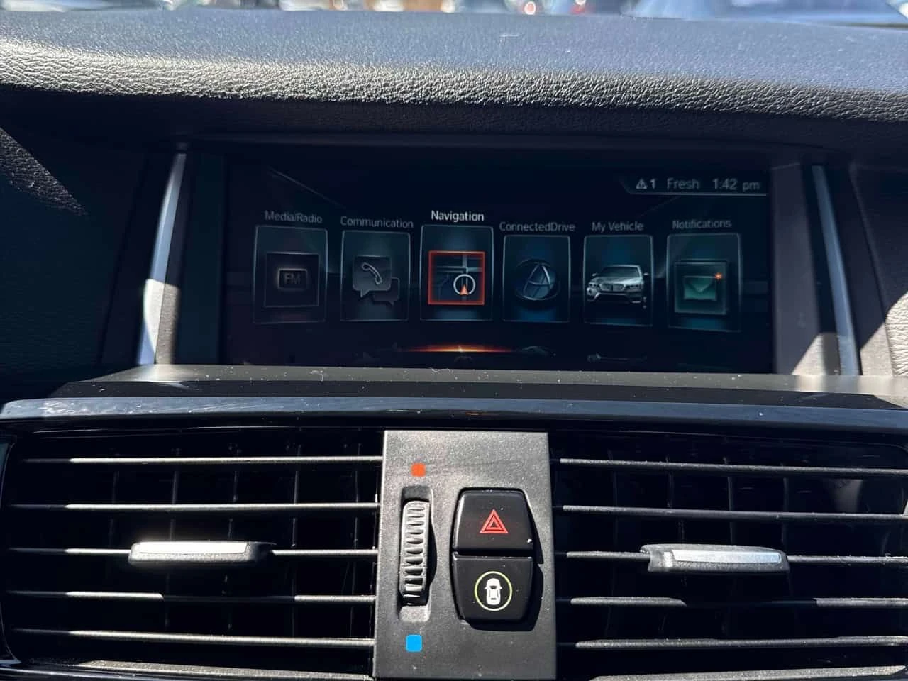 BMW X3 * xDrive28i * СЕРВИЗНА КНИЖКА * ЩОРИ * ПАМЕТ , снимка 14 - Автомобили и джипове - 54366806