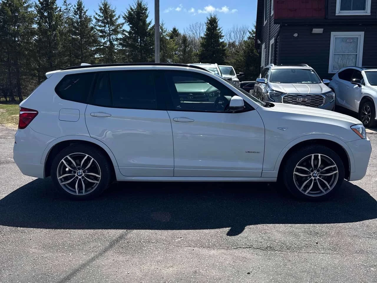 BMW X3 * xDrive28i * СЕРВИЗНА КНИЖКА * ЩОРИ * ПАМЕТ , снимка 4 - Автомобили и джипове - 54366806