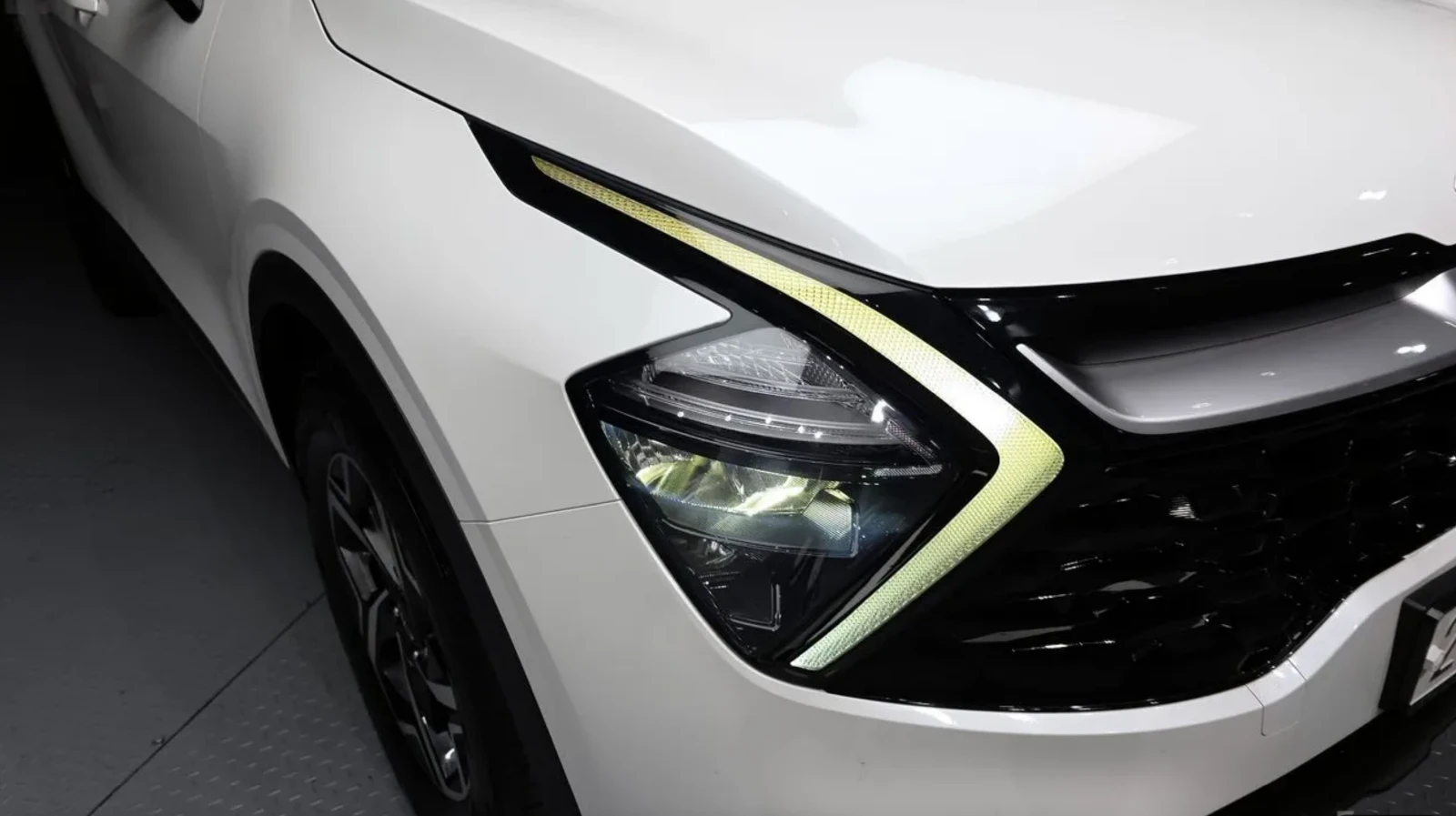 Kia Sportage LPG* Prestige* Lane Assist* Крейна цена* , снимка 4 - Автомобили и джипове - 54914731