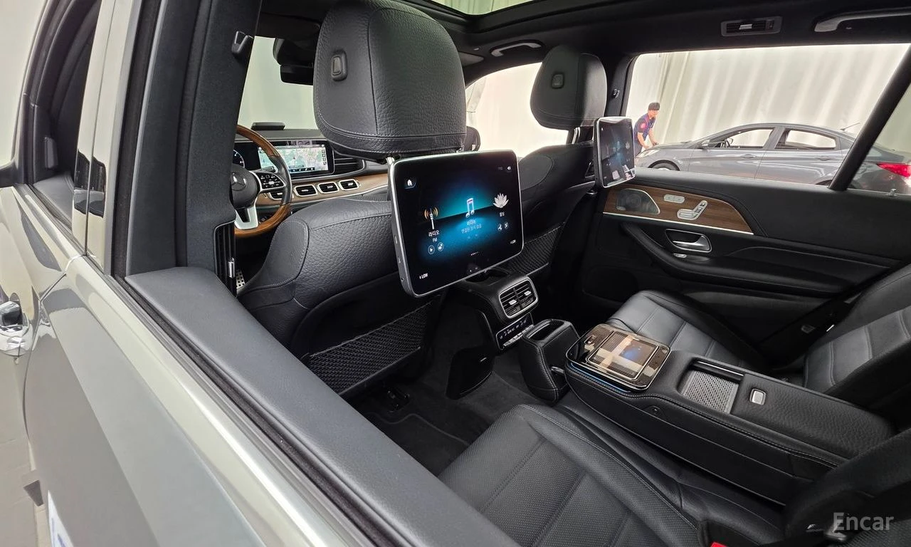 Mercedes-Benz GLS 400 AMG* LINE* BURMESTER* ОБДУХВАНЕ* ДИСТРОНИК* ХЕДЪП*, снимка 15 - Автомобили и джипове - 55530052