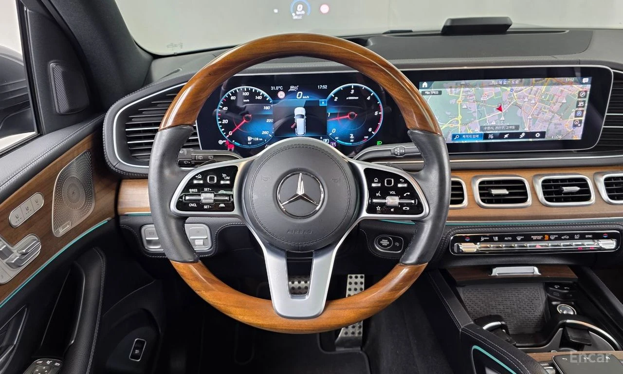Mercedes-Benz GLS 400 AMG* LINE* BURMESTER* ОБДУХВАНЕ* ДИСТРОНИК* ХЕДЪП*, снимка 7 - Автомобили и джипове - 55530052