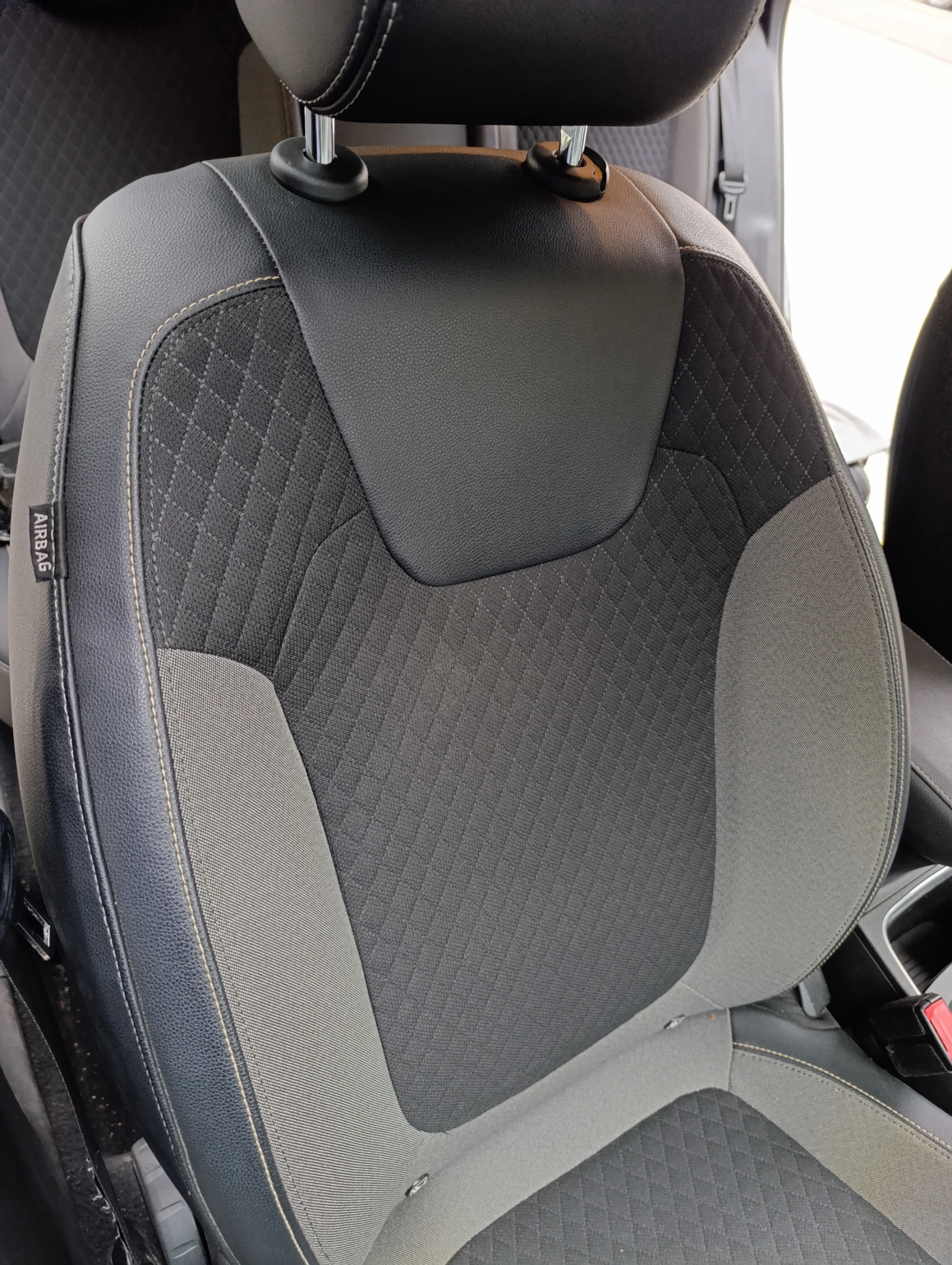 Opel Grandland X 1.2 Turbo, снимка 8 - Автомобили и джипове - 55581400
