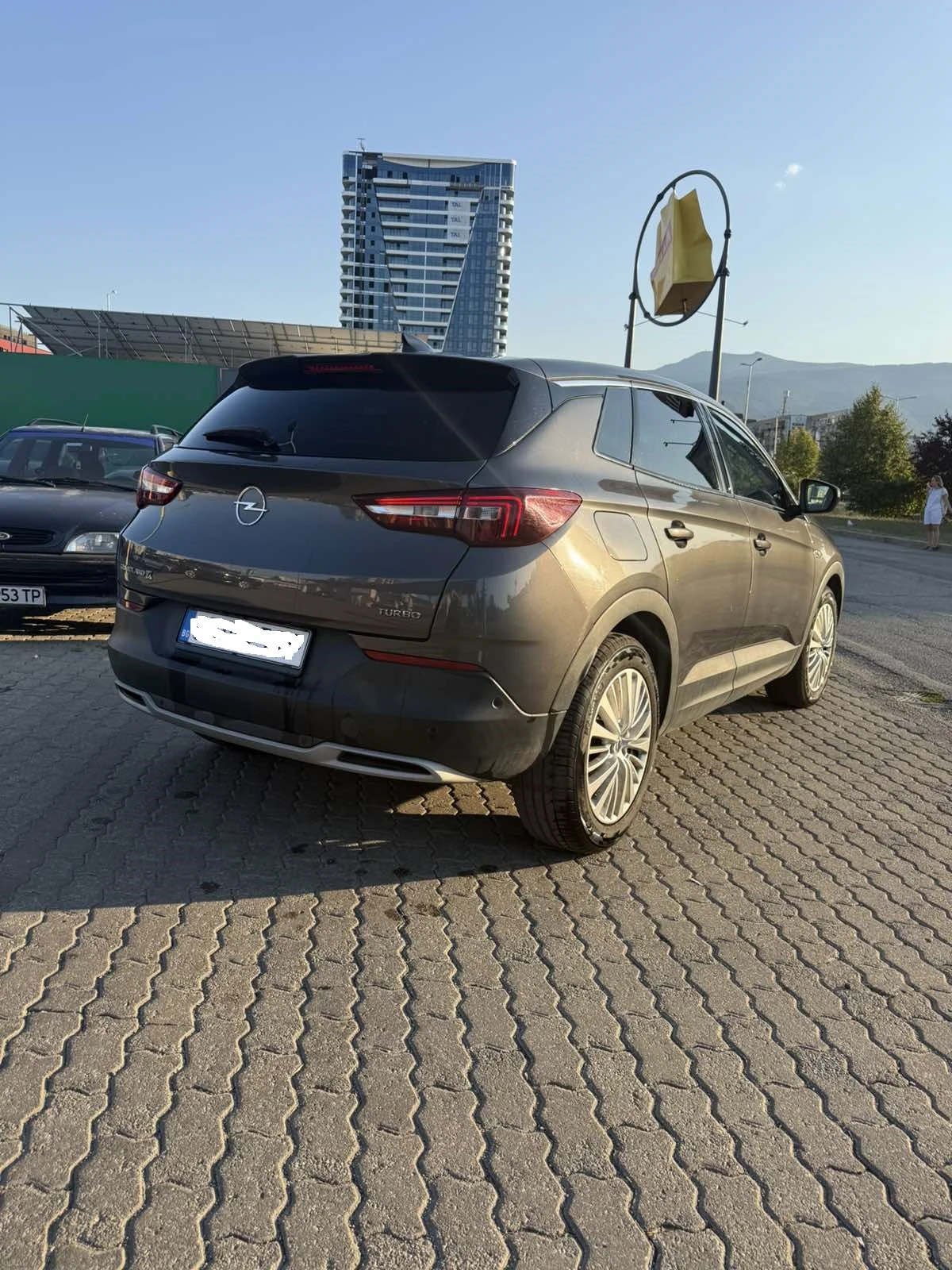 Opel Grandland X 1.2 Turbo, снимка 3 - Автомобили и джипове - 55581400