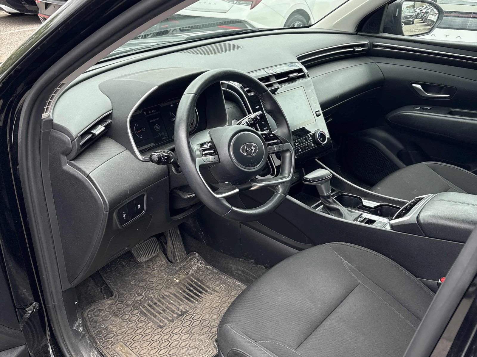 Hyundai Tucson, снимка 5 - Автомобили и джипове - 55689961