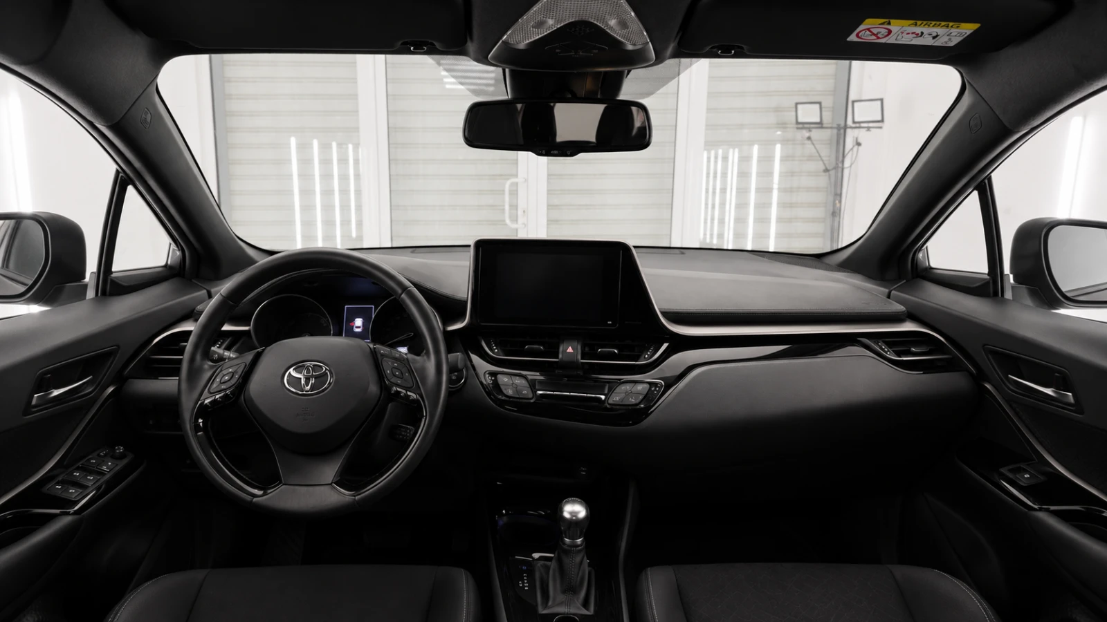 Toyota C-HR 20% ПЪРВОНАЧАЛНА ВНОСКА | ЛИЗИНГ ДО 48 МЕСЕЦА, снимка 11 - Автомобили и джипове - 55710865