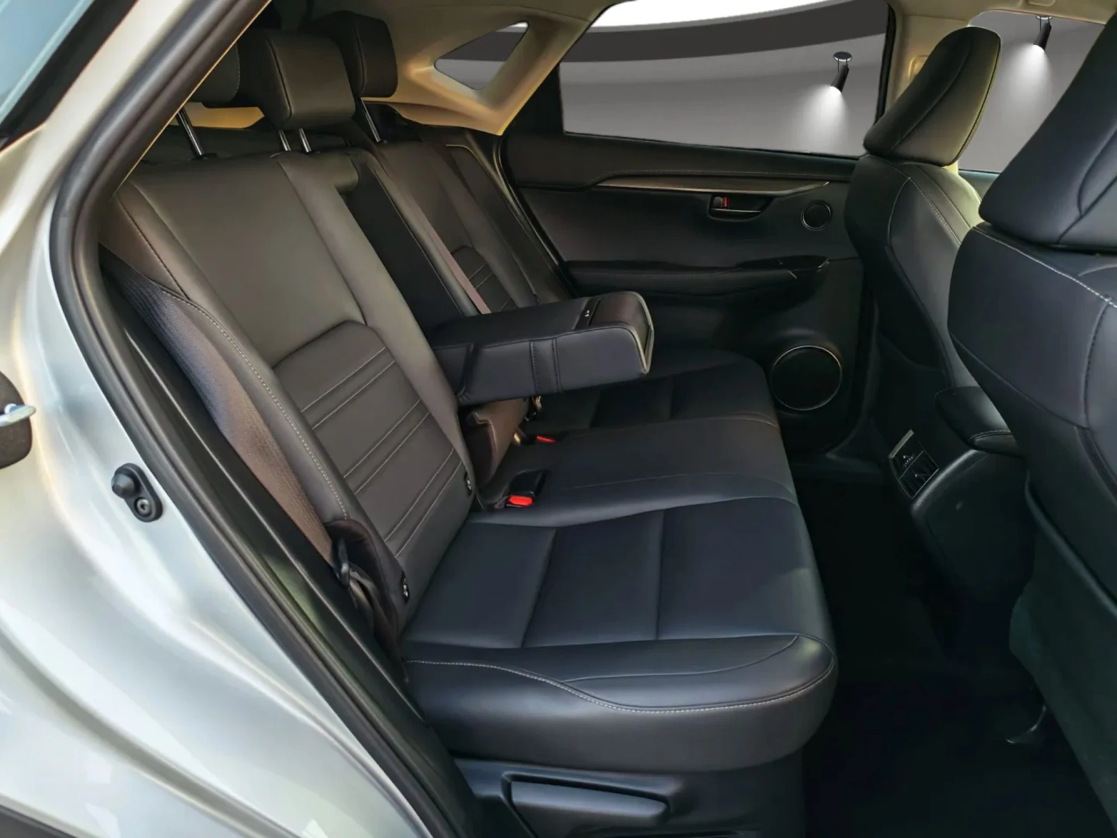 Lexus NX 300h FACELIFT, снимка 15 - Автомобили и джипове - 55871805
