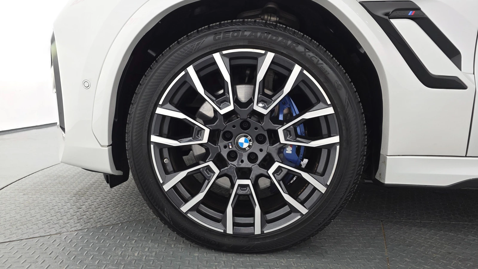 BMW X6 40i* M* SPORT* HARMON* KARDON* ОБДУХВАНЕ* ХЕДЪП* L, снимка 5 - Автомобили и джипове - 55961622
