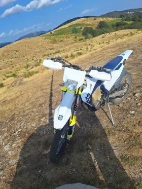 Husqvarna FE FE 450 77 часа, снимка 2