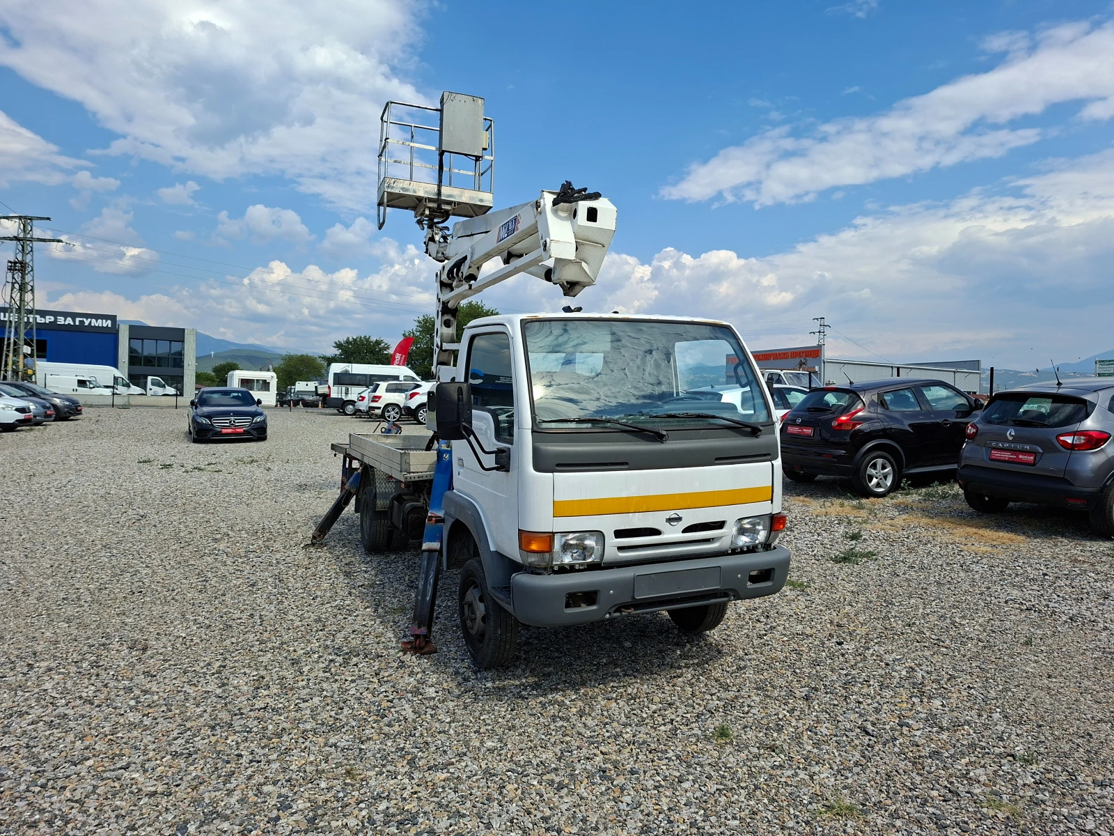 Автовишка Друга марка NISSAN* 35/3* 3.0TDI* , снимка 9 - Индустриална техника - 55596890