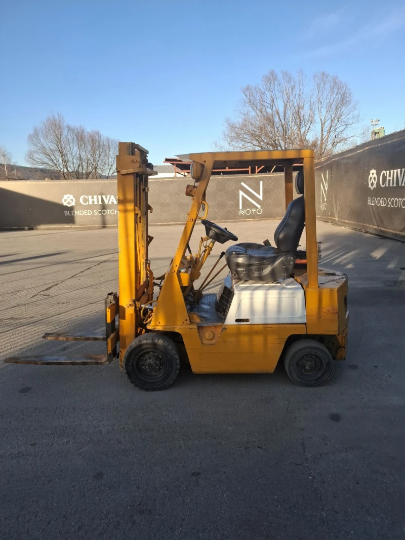 Мотокар Komatsu  Бензин , снимка 8 - Индустриална техника - 52974741